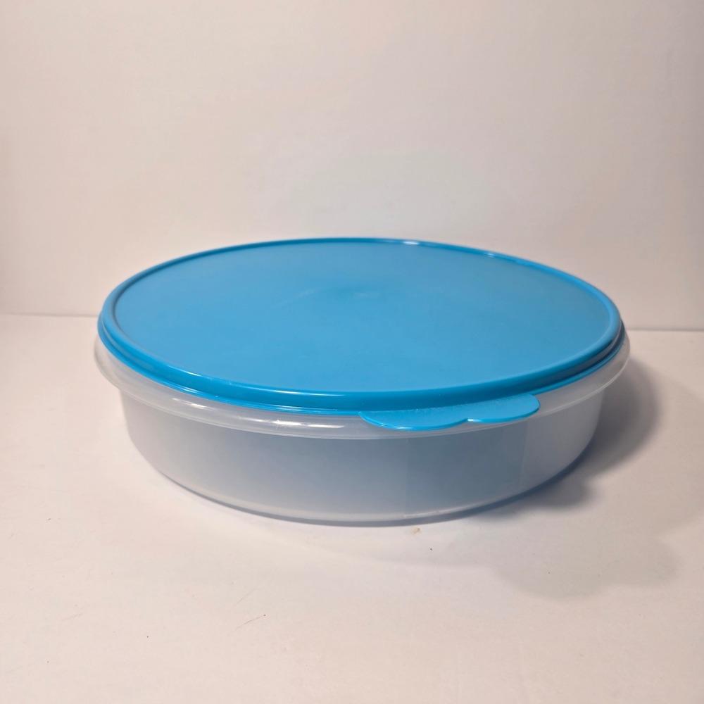 Tupperware Large Round Pie Taker Container Clear with Blue Lid Made in USA